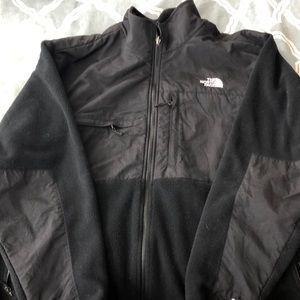 Men’s North face Denali jacket